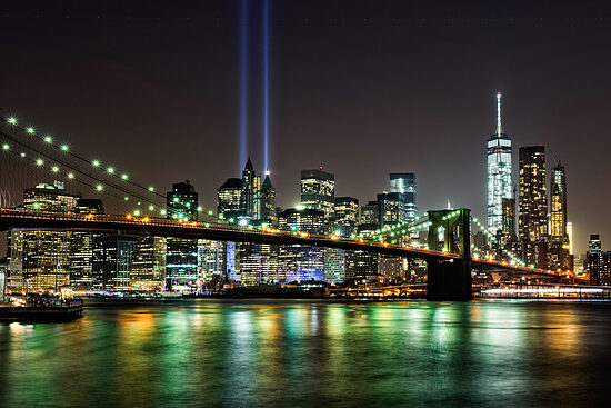Cosme Lapena - Tribute in Light 